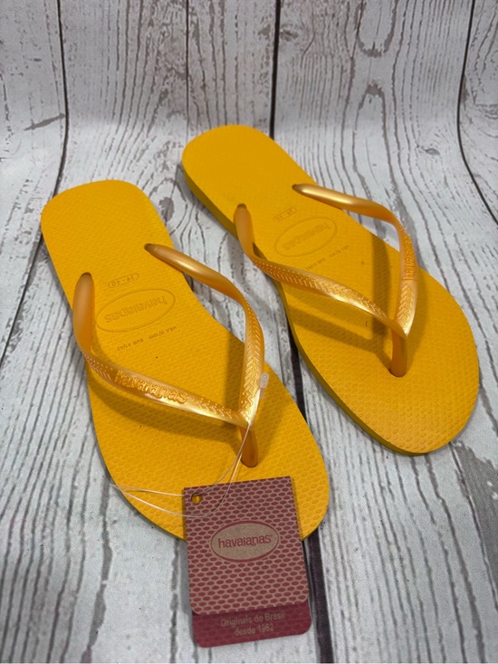 Havaianas Shoes - NWT Havaianas Women's Slim Flip Flops in Pop Yellow